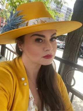 Meet your Posher, Nicole